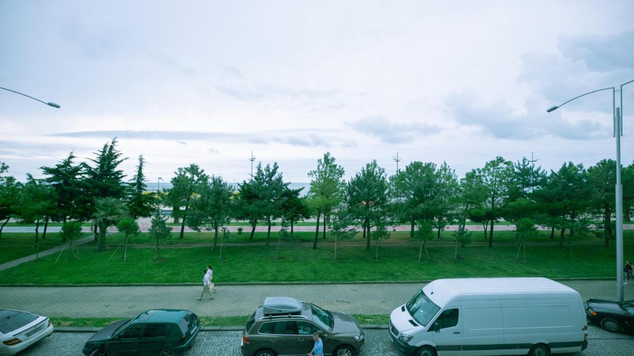 Next The Sea Apartment บาทูมิ ภายนอก รูปภาพ